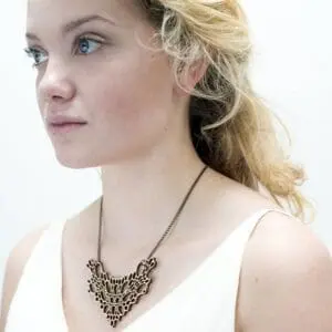 lasergesneden houten ketting / collier - Laser cut wooden necklace / collier