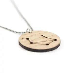 Lasergesneden houten ketting / hanger constellations / sterrenbeeld - Lasercut wooden necklace / pendant constellations