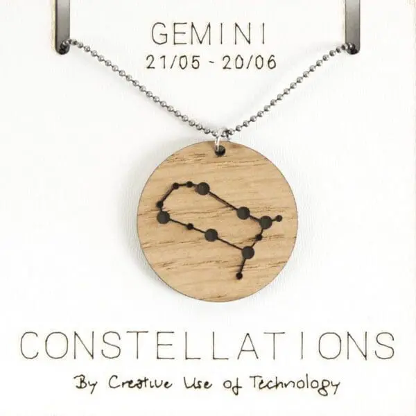 Lasergesneden houten ketting / hanger constellations / sterrenbeeld - Lasercut wooden necklace / pendant constellations