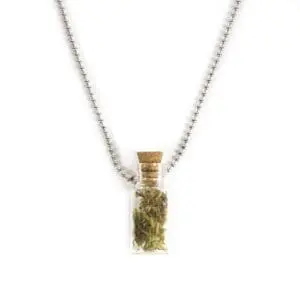 Ketting met mini flesje - message in a bottle - Necklace with a mini bottle - Message in a bottle