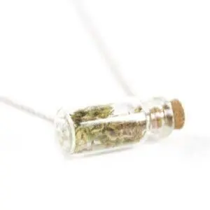 Ketting met mini flesje - message in a bottle - Necklace with a mini bottle - Message in a bottle