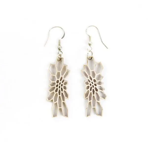 Houten oorbellen - lasergesneden oorbellen / lasercut earrings