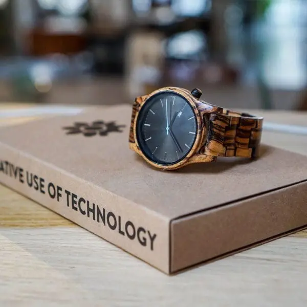 Houten horloge met gravering - Maak je eigen ontwerp