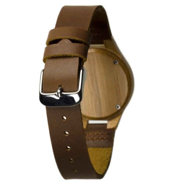 Petite montre en bois avec bracelet en cuir