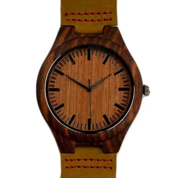 montre en bois de santal