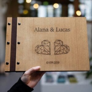 Livre d'or de mariage avec votre propre design
