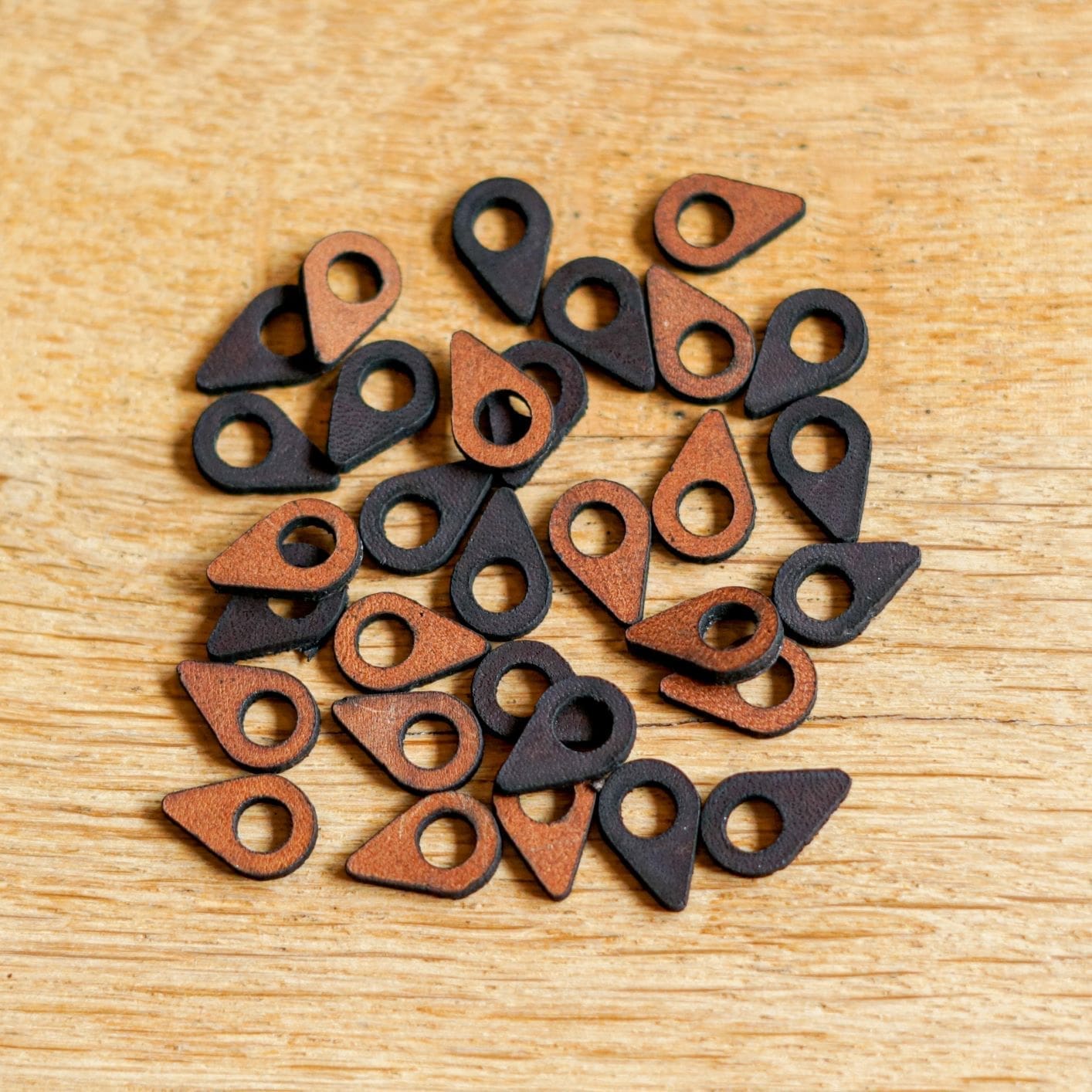 Plaatsmarkers / locatie markers Mix leer (30 stuks)