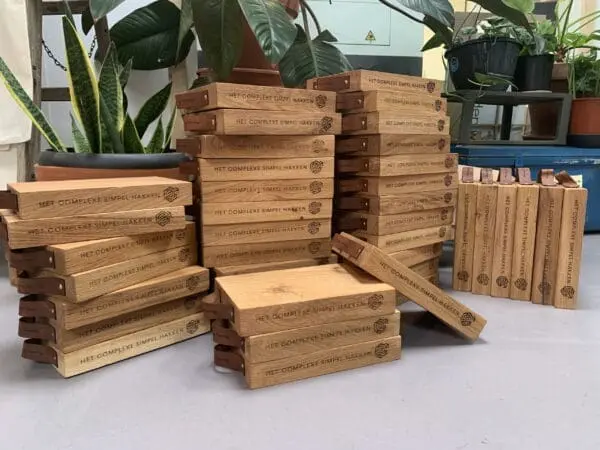 Hackklotz aus Holz - personalisiertes Werbegeschenk