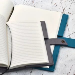 Vilten hervulbare notitieboeken met persoonlijke gravering gelinieerd en blanco papier