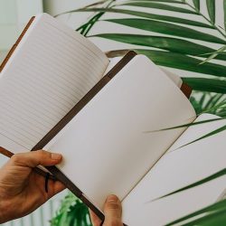 leren-notitieboekje-beiden-papierkeuze leren-notitieboekje-beiden-papierkeuze